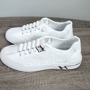 NEW MEN'S  TRENDS ATHLETIC SHOES WHITE COLOR SIZE US 10 EUR 42